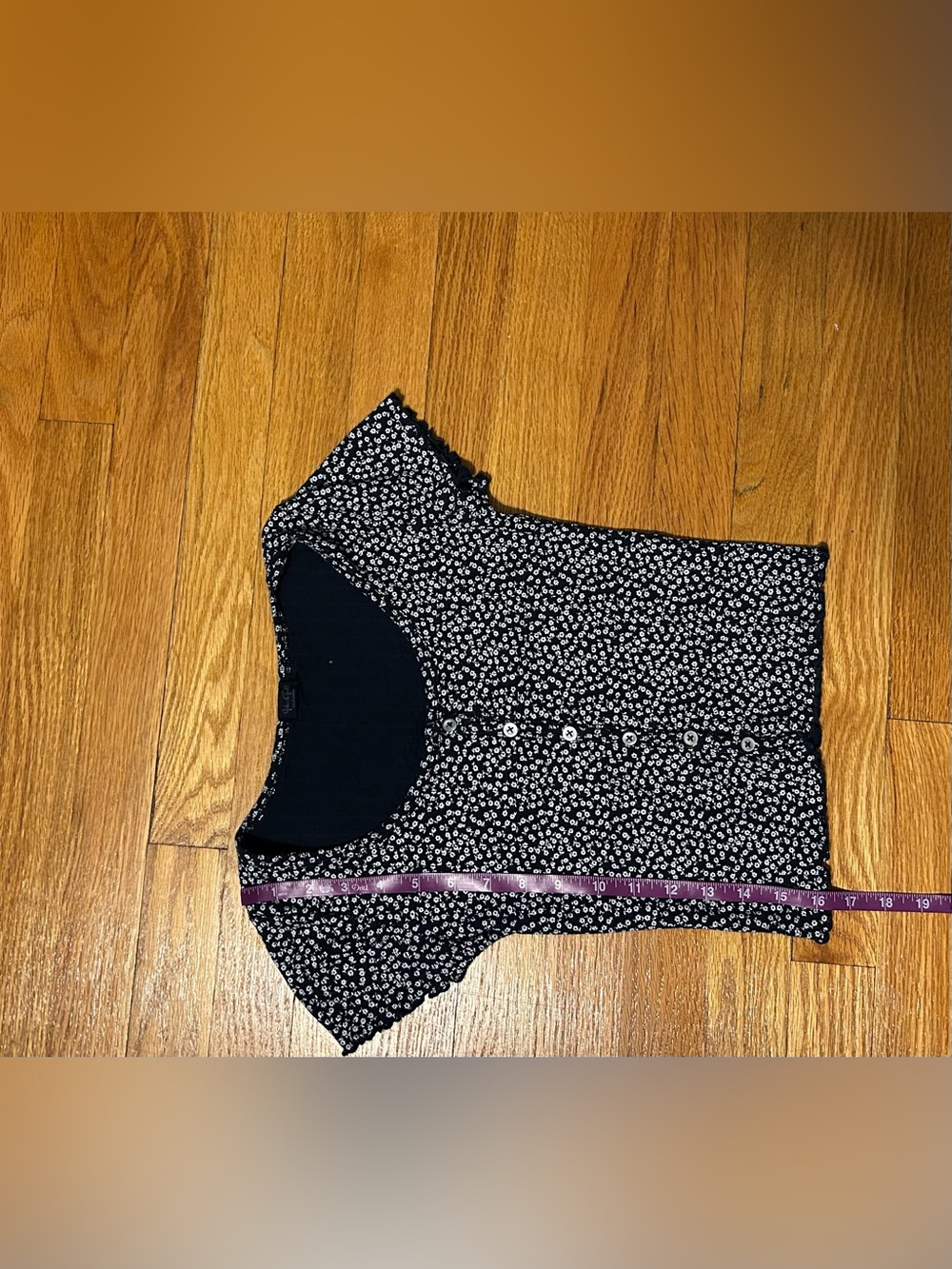 Brandy Melville Tops - Picture 4 of 6
